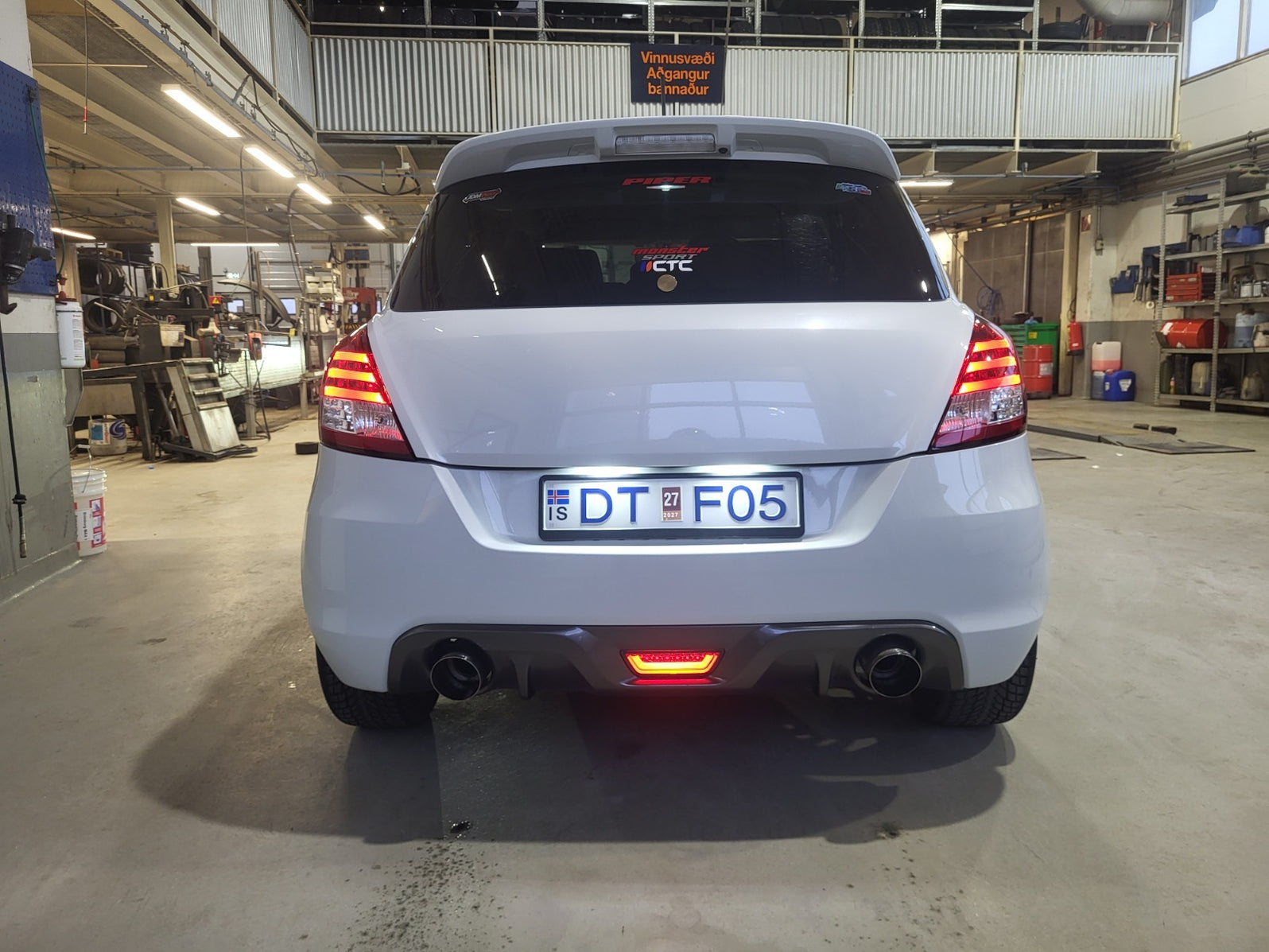 Red Rear LED Fog Lamp Light F1 Style Brake Light for Suzuki Swift S Sp ...